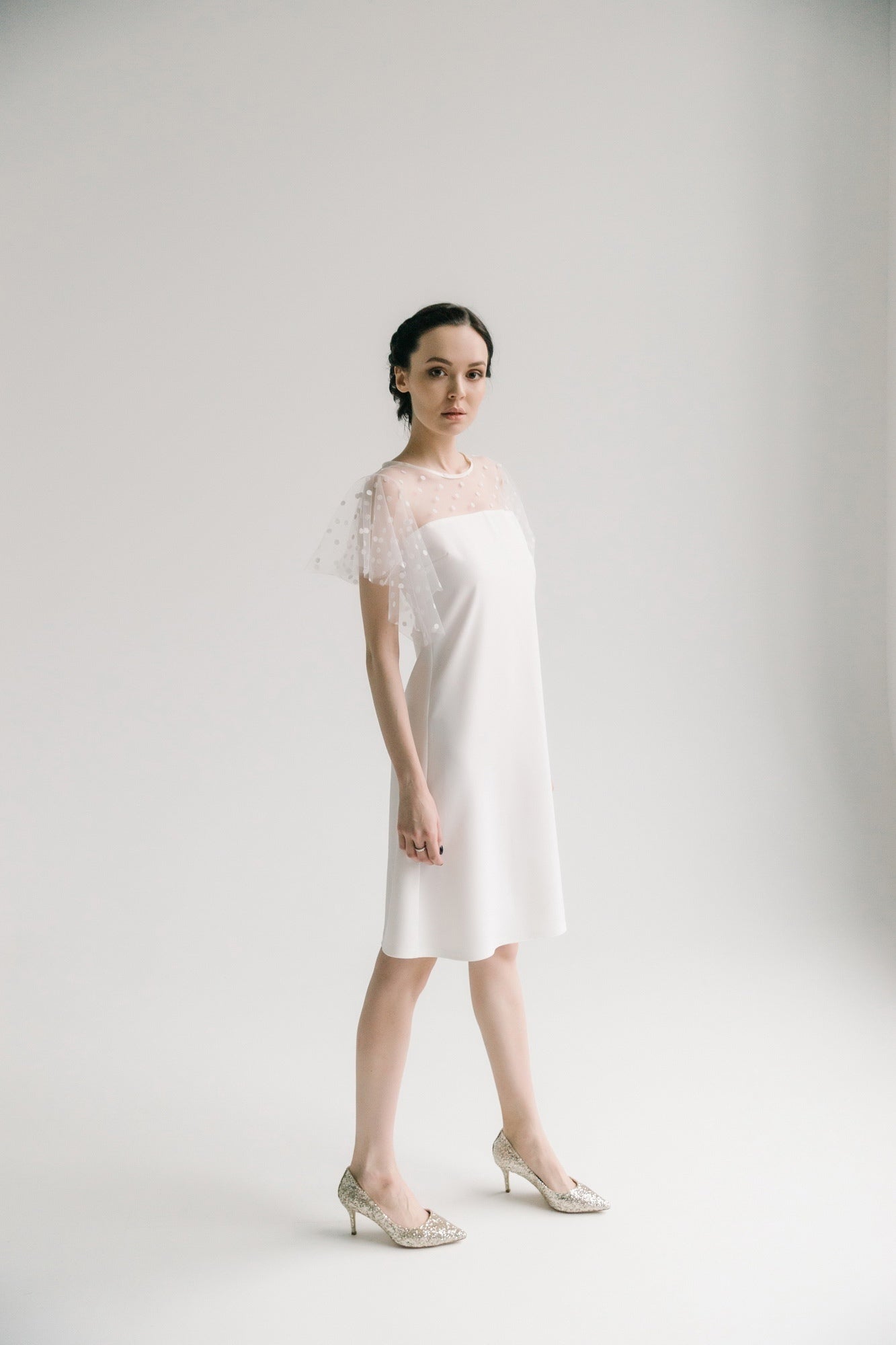 Short wedding dress • civil wedding dress • simple wedding dress • minimalist wedding dress • reception wedding dress • rehearsal dinner wedding dress