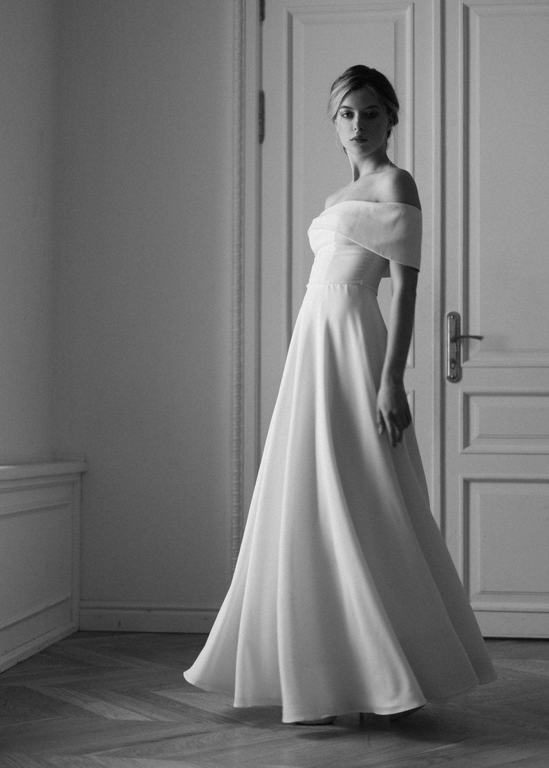 Off shoulder wedding dress • classic wedding dress • long wedding gown