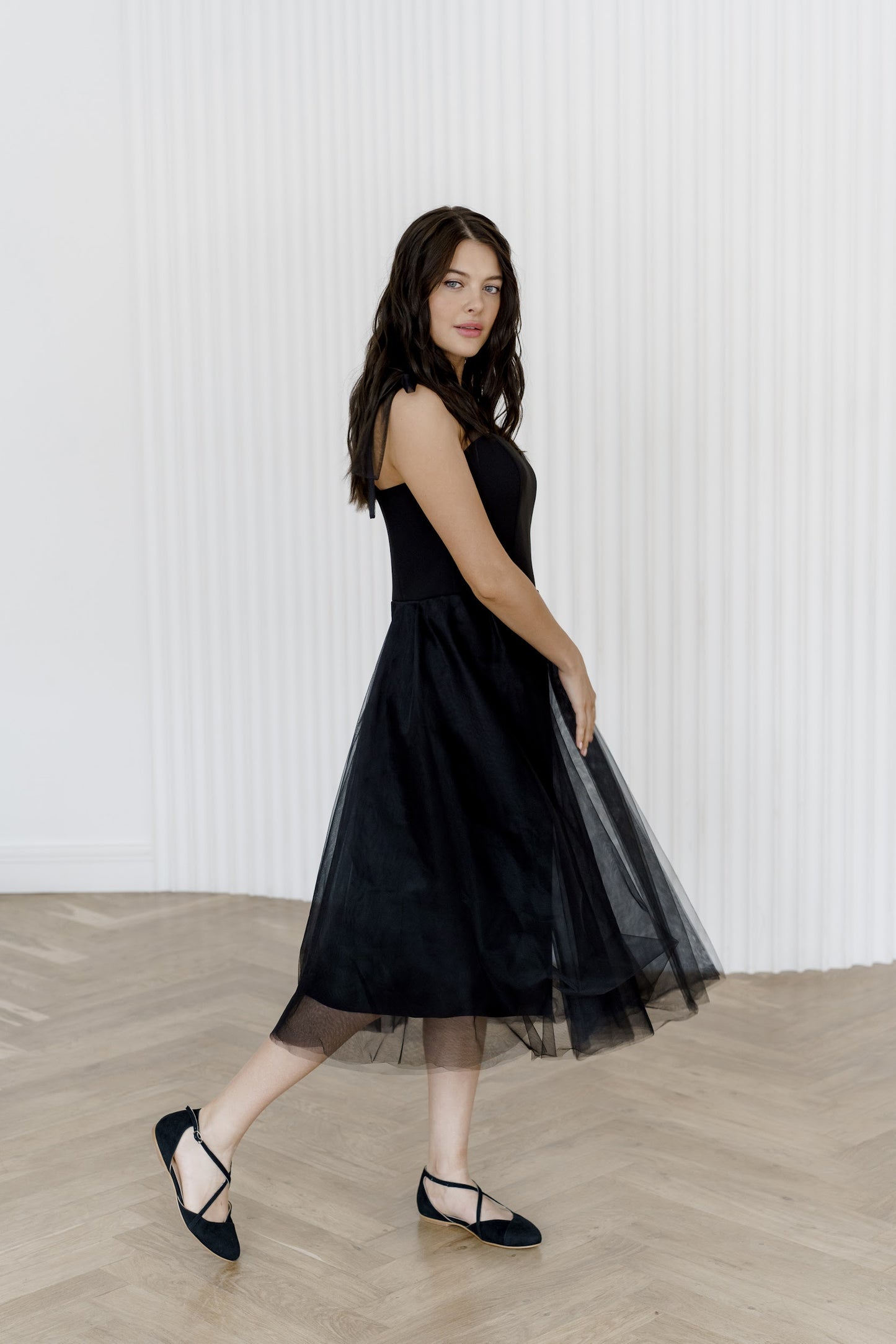 Short wedding dress, black wedding dress, reception dress, midi wedding dress, adjustable bows on shoulders, casual wedding dress