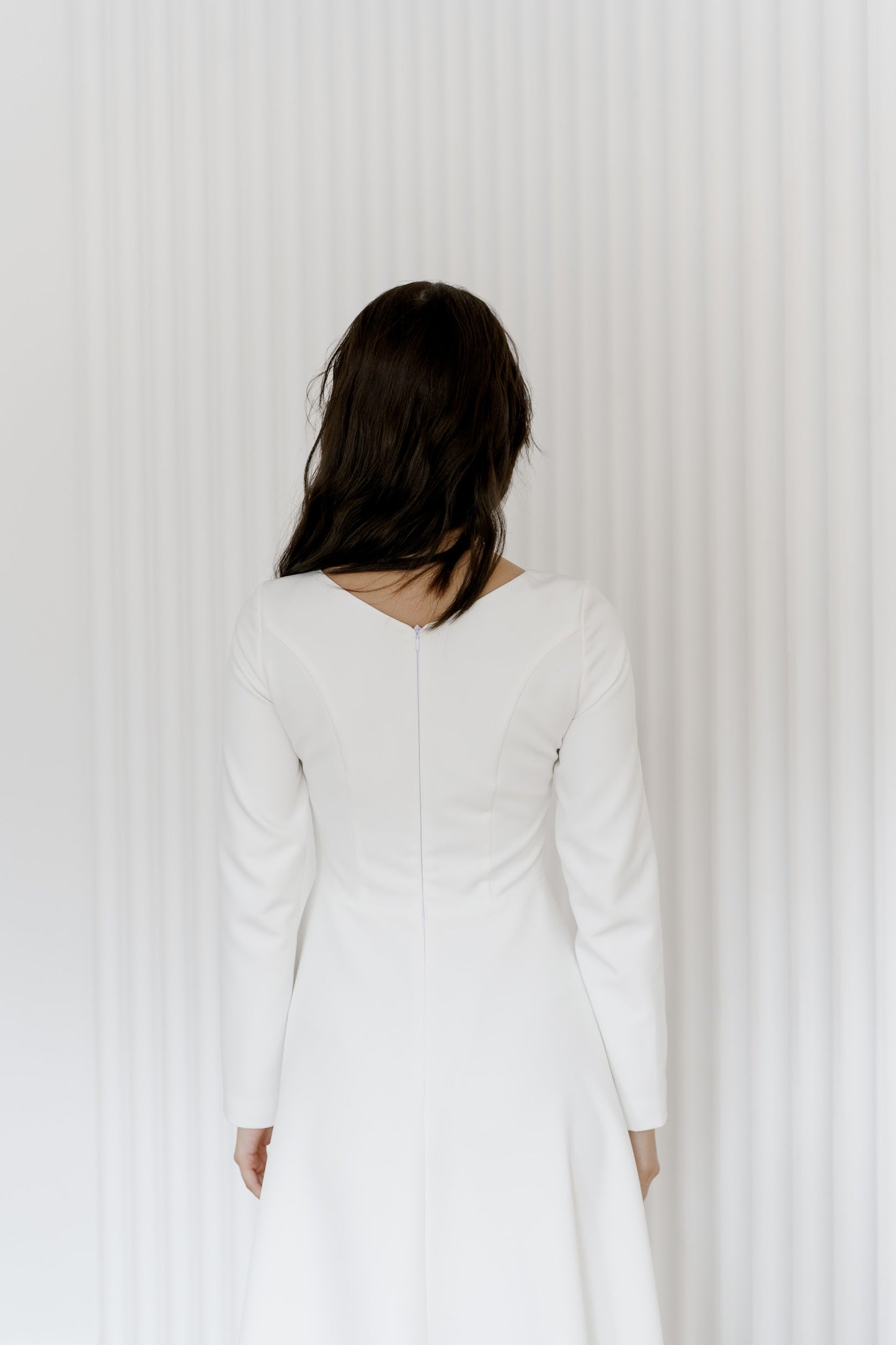 Tea lenght wedding dress • long sleeve wedding dress • short wedding dress • modest wedding dress • minimalist dress