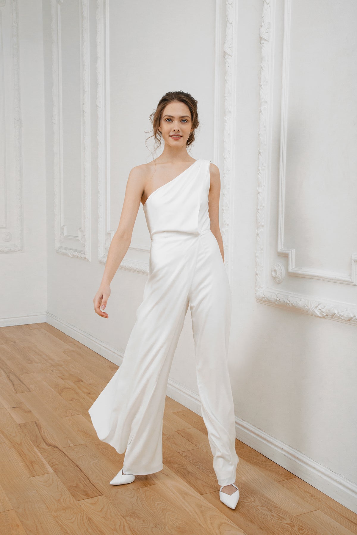Wedding jumpsuit • bridal wedding jumpsuit • alternative wedding dress • one shoulder jumpsuit