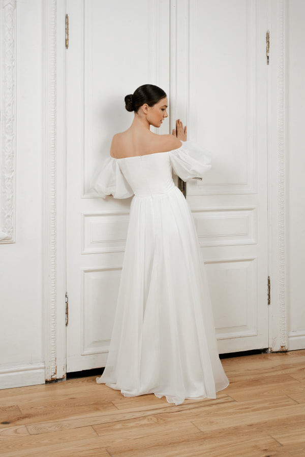 Off shoulder wedding dress • minimalist bridal gown