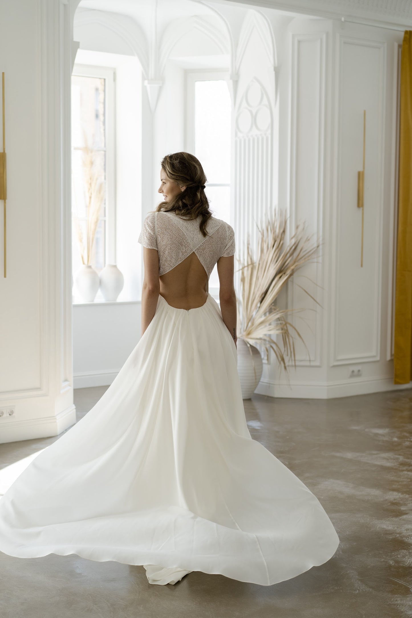 Lace wedding dress • simple wedding dress
