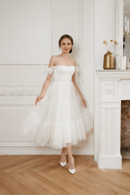 Short wedding dress Modern Bride Studio Short wedding dress Modern Bride Studio